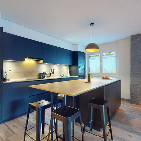 Spacious - Beautiful Terrace With View Daire *