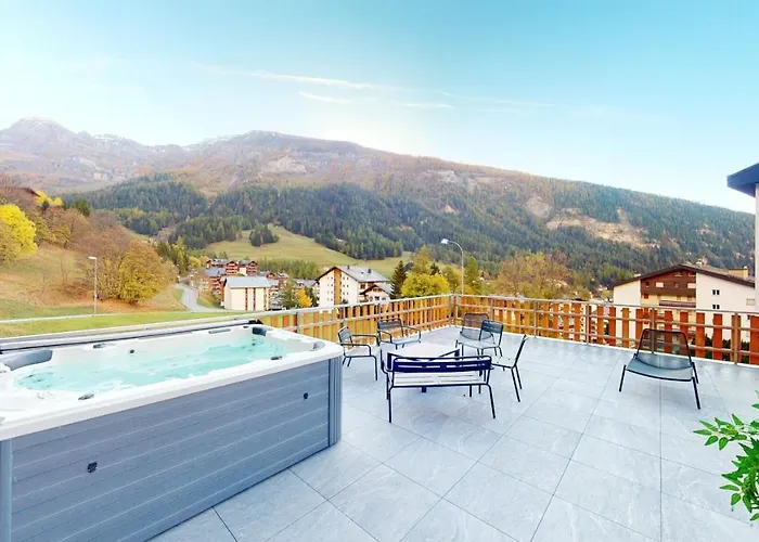 Spacious - Beautiful Terrace With View 公寓 洛伊克巴德